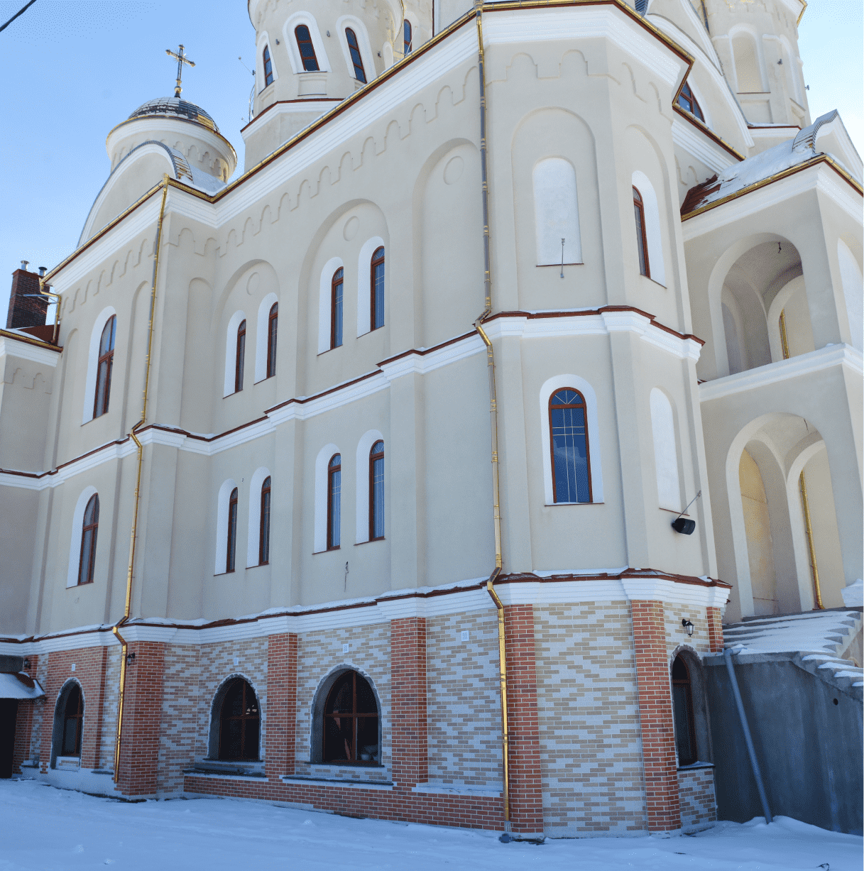 Храм